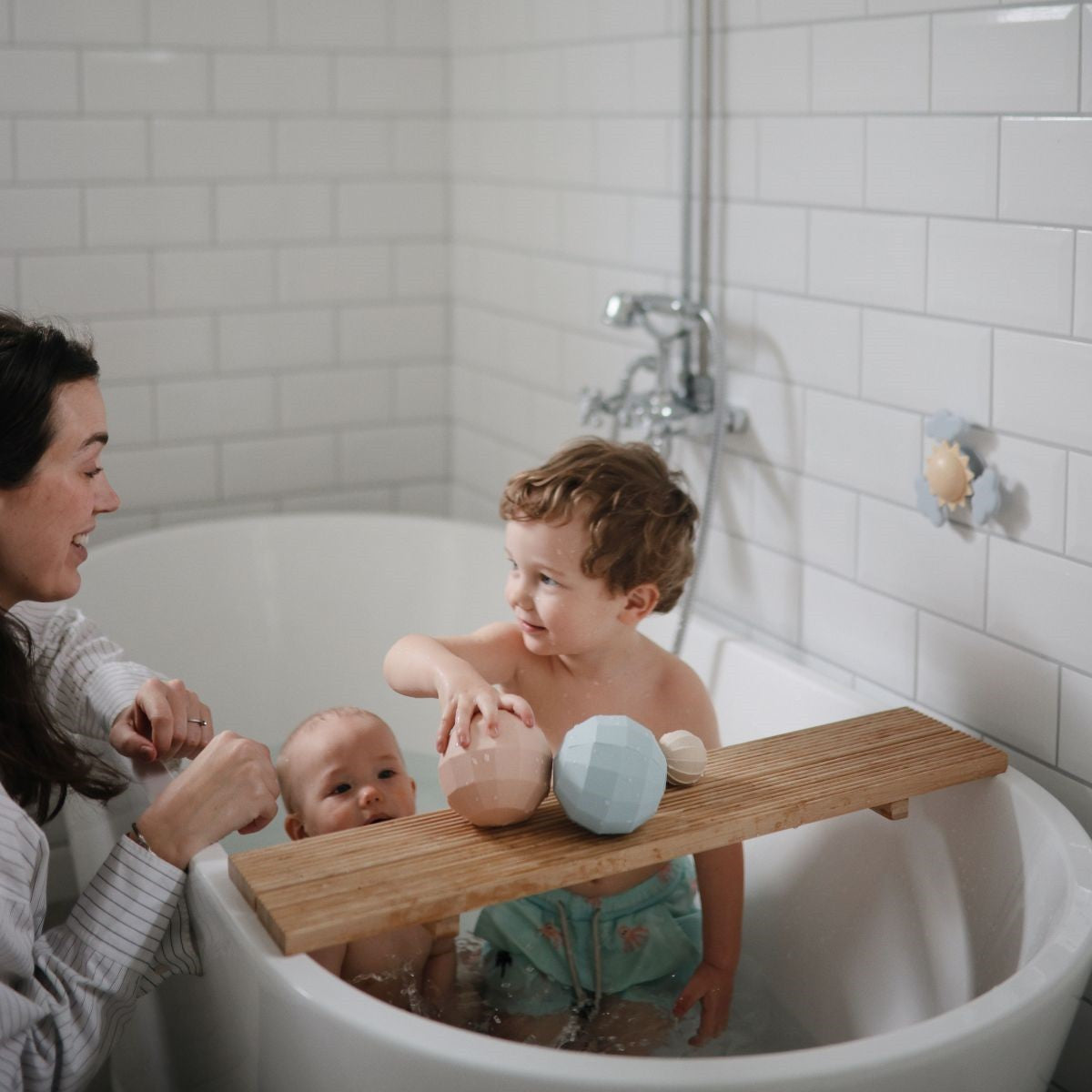 Balles Sensorielles à Empiler en Silicone – Mushie – vue 2
